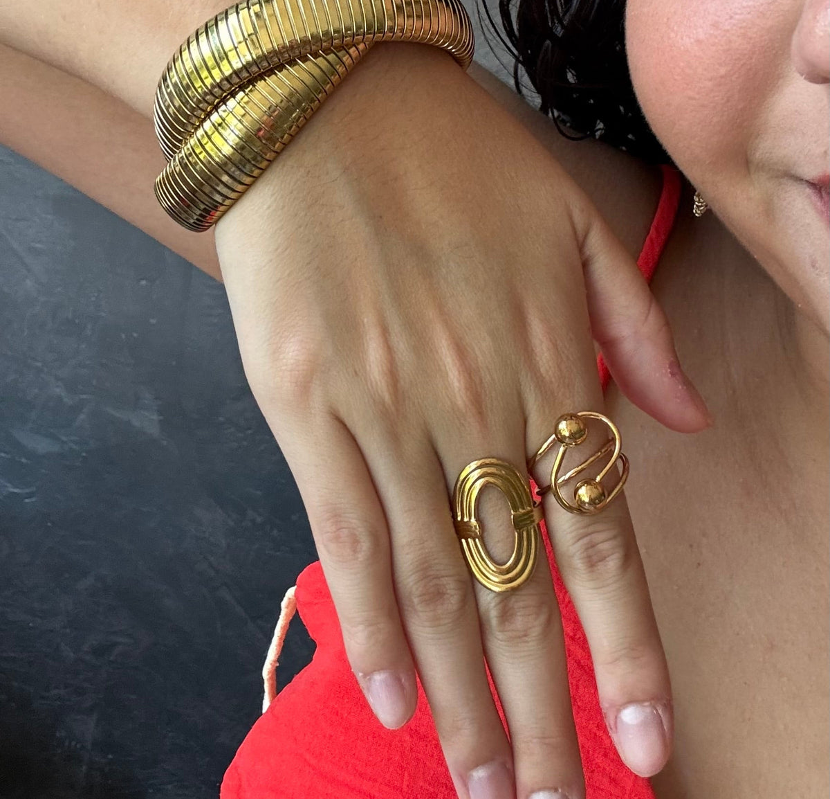 Anillo “ROSY” simple but cool